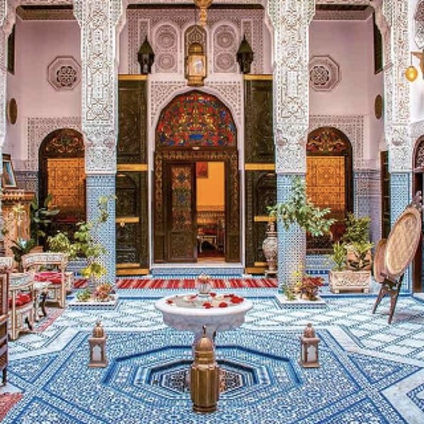 Cortile di un riad con zellige